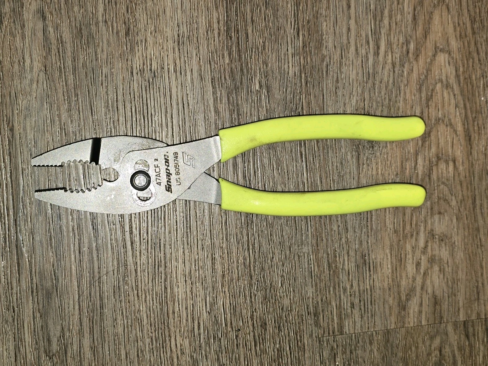 Snap On 137ACF 8″ HEAVY-DUTY Talon Grip combination slip joint pliers YELLOW