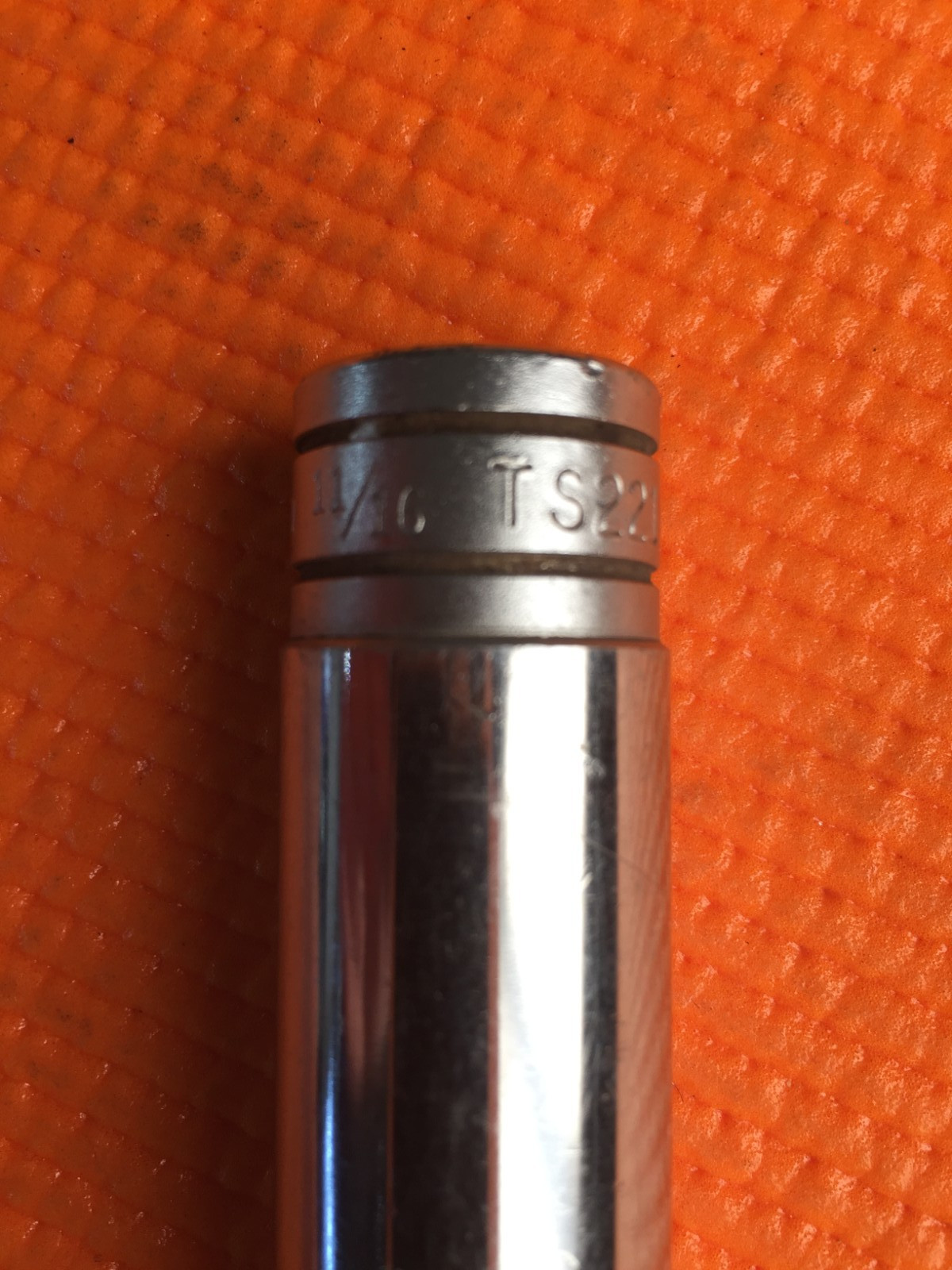 Snap-on Tools 11/16″ TS221 Deep Socket 1/2″ Drive SAE 6 Point Chrome USA