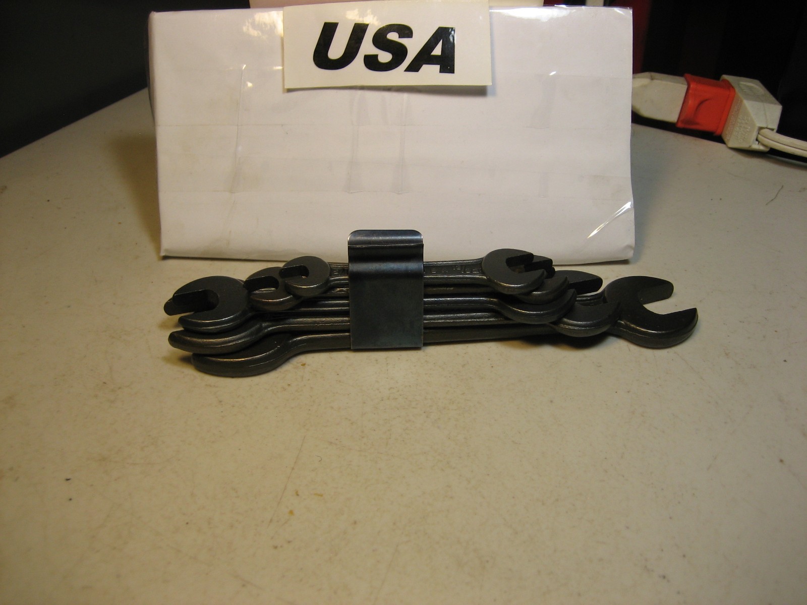 Double Open-End Wrench Set (5 Pcs) (5/16″ -3/4″)=(8mm-19mm) USA