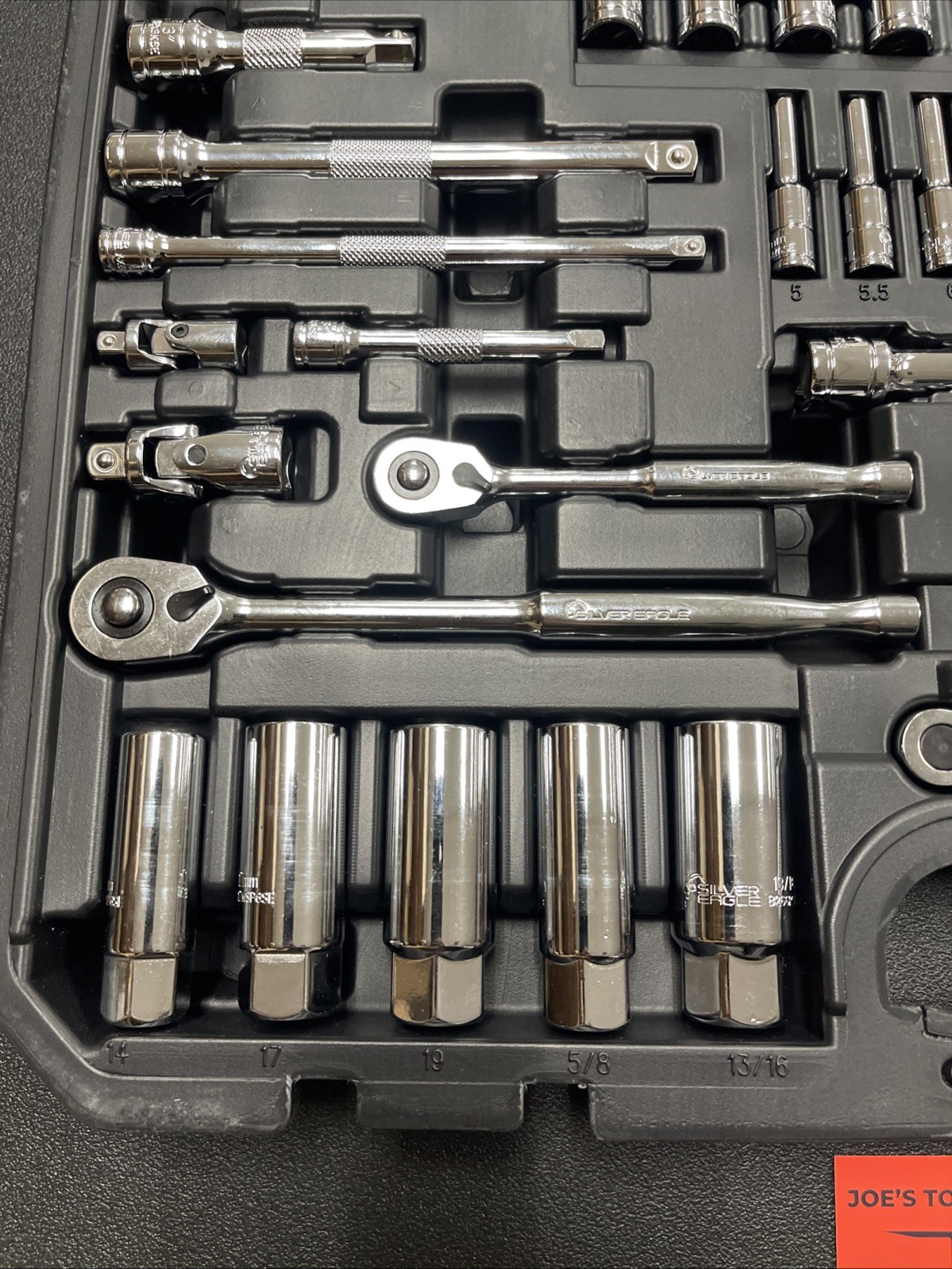 Matco Tools SAB122SE 122 PIECE 1/4″ & 3/8″ DRIVE SILVER EAGLE® MASTER TOOL SET