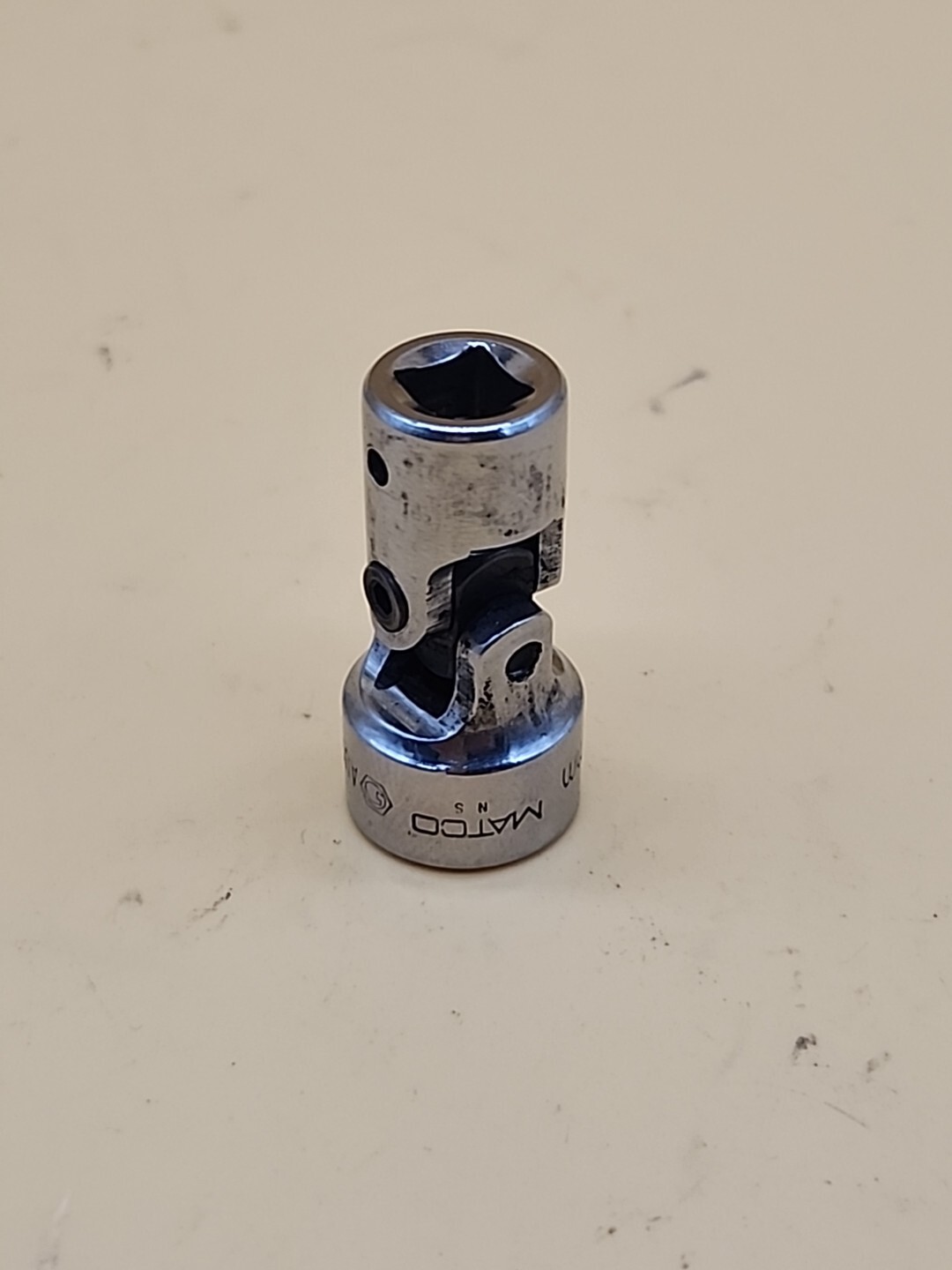 Matco 1/4″ Drive 11 mm Metric 6-Point Universal Shallow Socket AU11M6 USA