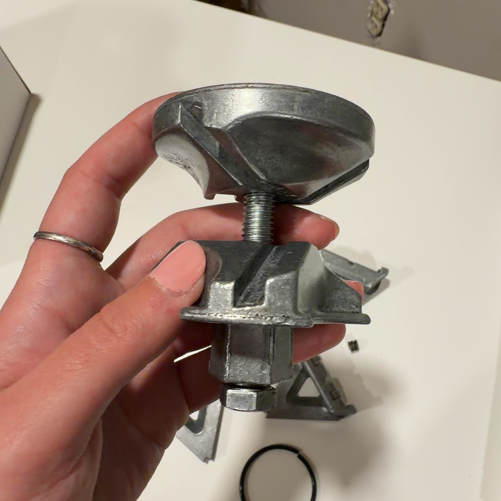 Lisle 36500 Cylinder Ridge Reamer 2-11/16 to 5-5/16 Auto Tool PLS READ