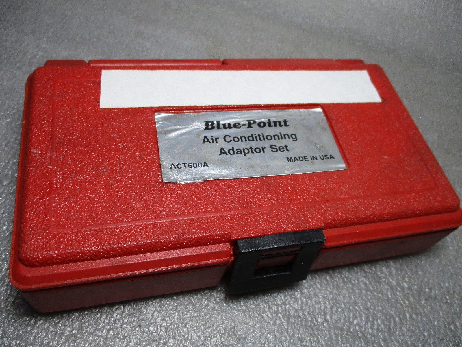 Blue-Point Air Conditioning Adapter Set ACT600A (Inside label says Snap-on)