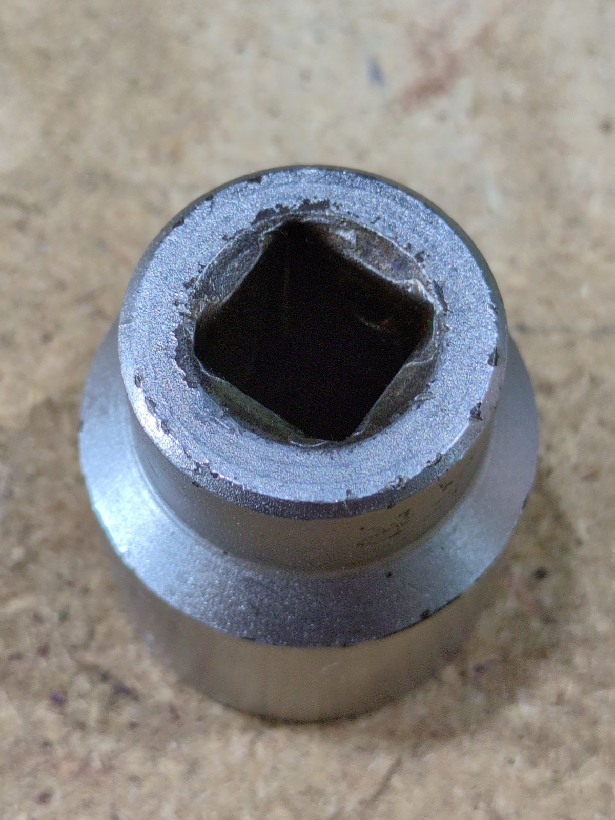 OTC Owatonna Minn USA 12 Point 1-1/8″ 1/2dr. Socket No. 136 Made By Wright Tool