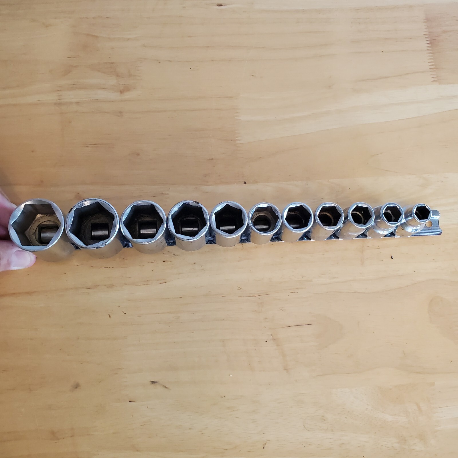 T & E Tools 11 Pc SAE Socket Set 1/2″dr 6pt Read Full Description USA
