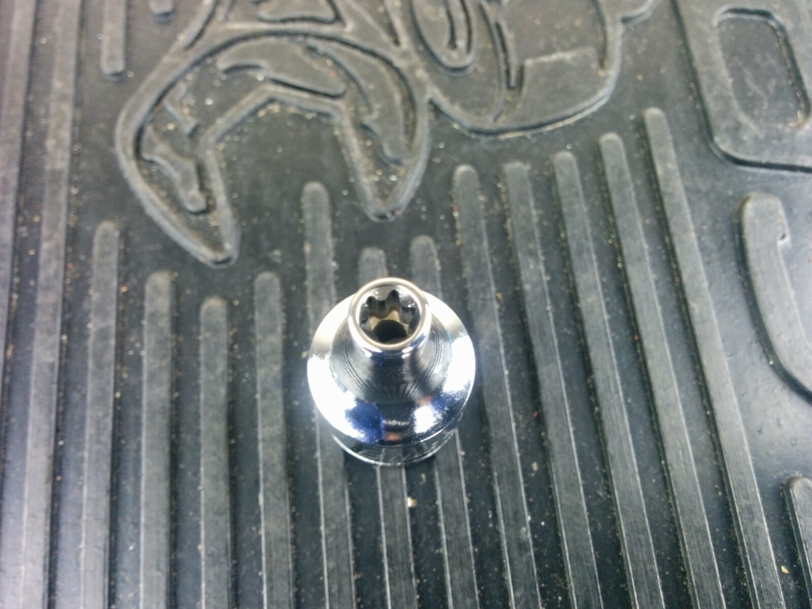#am647 NEW! BLUE POINT E-Torx External Torx 3/8″ Drive Socket BLPTE385 E5