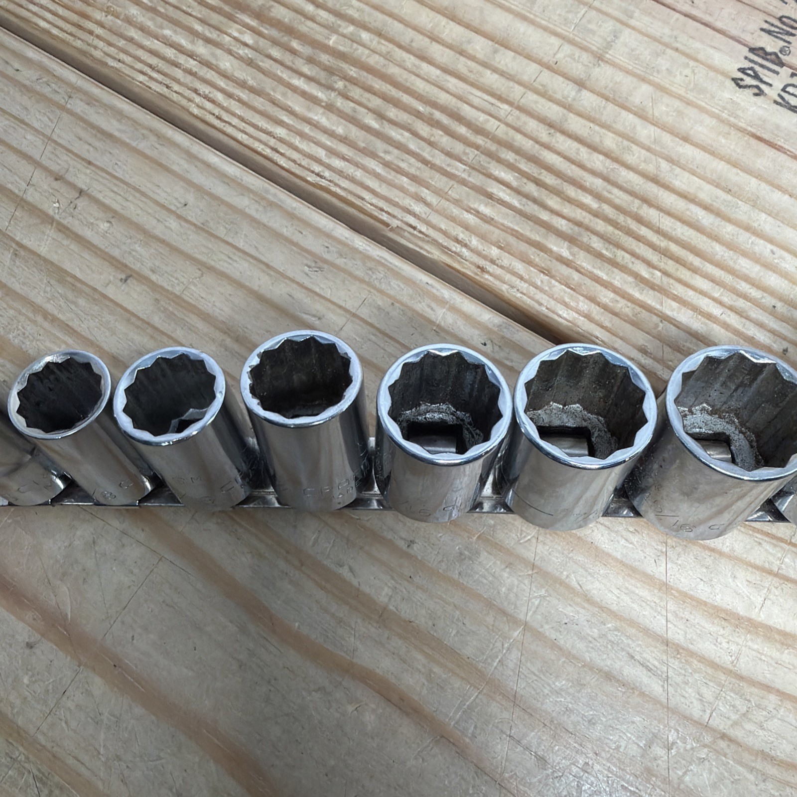 Craftsman SAE Shallow Socket Set 1/2″ Drive 12 Point 9/16″ to 1-1/16″ 9pc USA