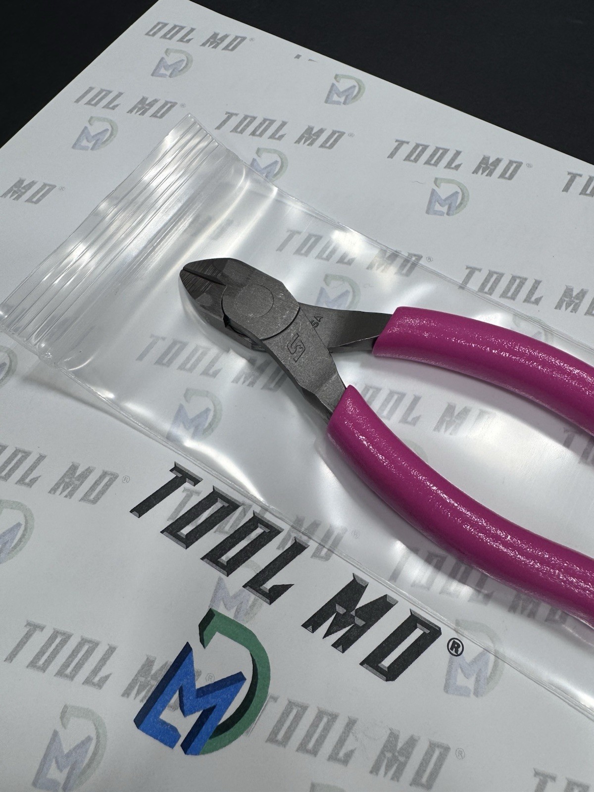 Snap-on Tools USA NEW ELECTRIC PINK 5″ Talon Grip Diagonal Cutter Pliers 85ACFEP