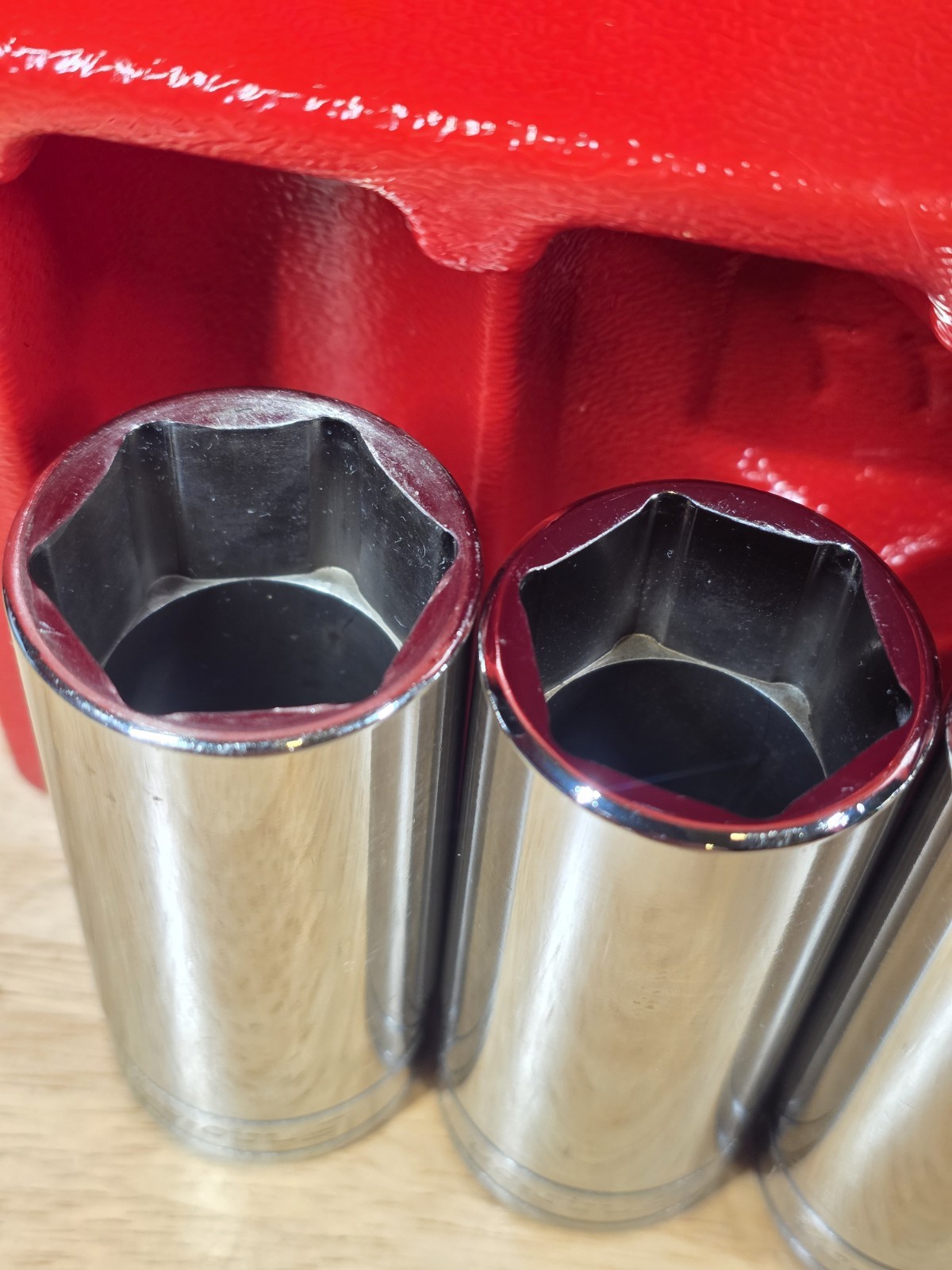Snap-on 313TSYA 1/2″ Drive 13-Piece 3/8″ – 1-1/8″ Deep 6-Point Chrome Socket Set