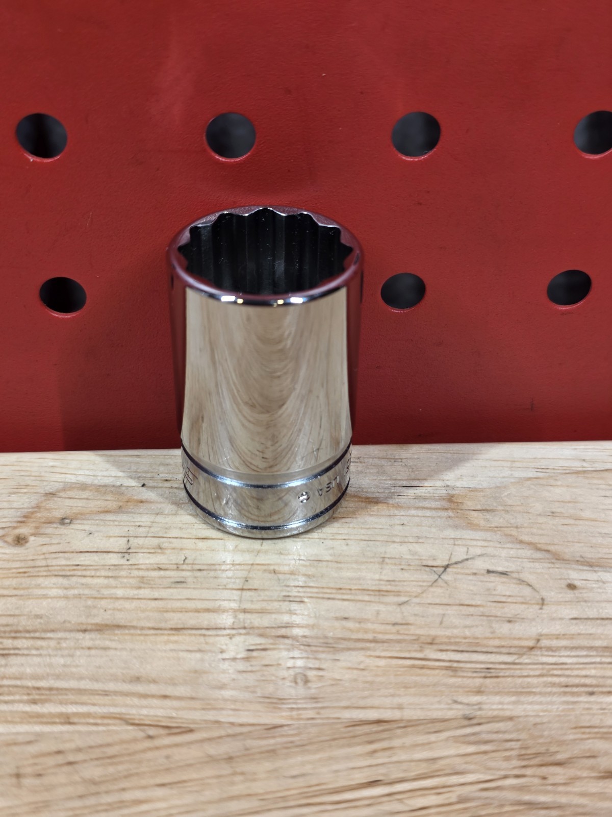 Snap-on Tools FDS251 25/32″ NICE 3/8″ Drive 12-Point SAE Semi-Deep Chrome Socket