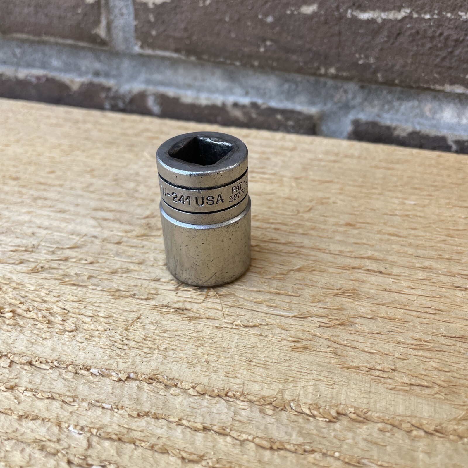Snap On Tools TW241 3/4″ SAE Flank Drive Shallow Socket 1/2″ Drive 6 Point USA