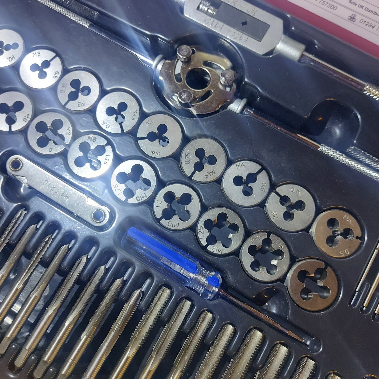 Sealey AK3076 76 Piece Tap & Die Set – Metric Fine & Coarse Metal Case