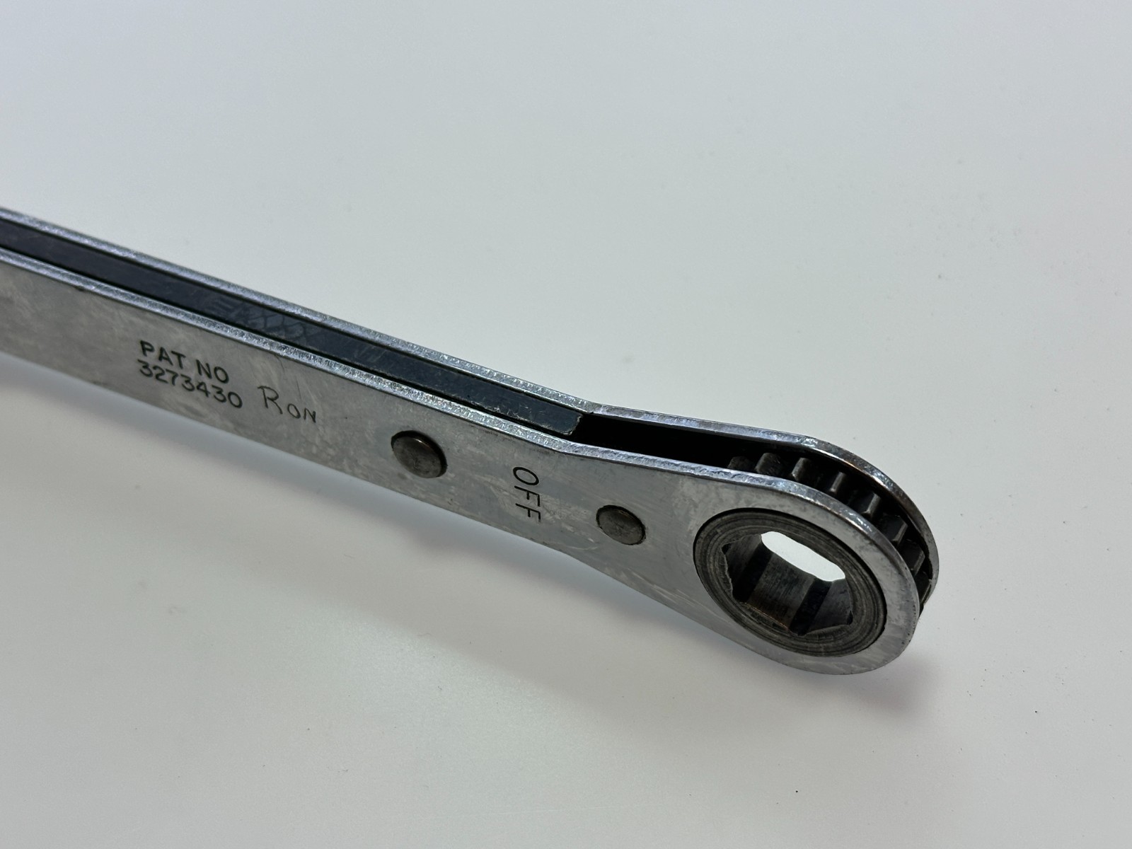 Snap-on USA RBM1415S 14mm X 15mm Ratcheting 6 Point Box End Wrench, 0° Offset