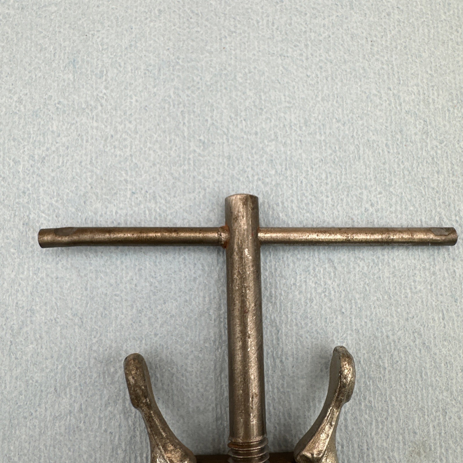 Blue Bird No. 21 Spring Loaded Battery Terminal Puller USA