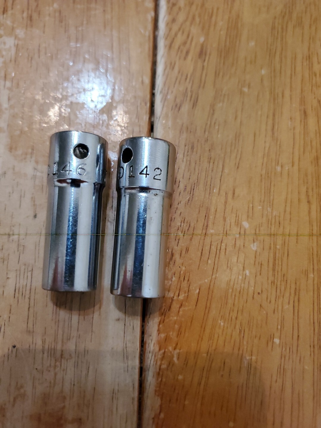 Mac Tools 3/8 Drive 7/16″ 6&12PT Semi Deep Sockets Lot Of 2