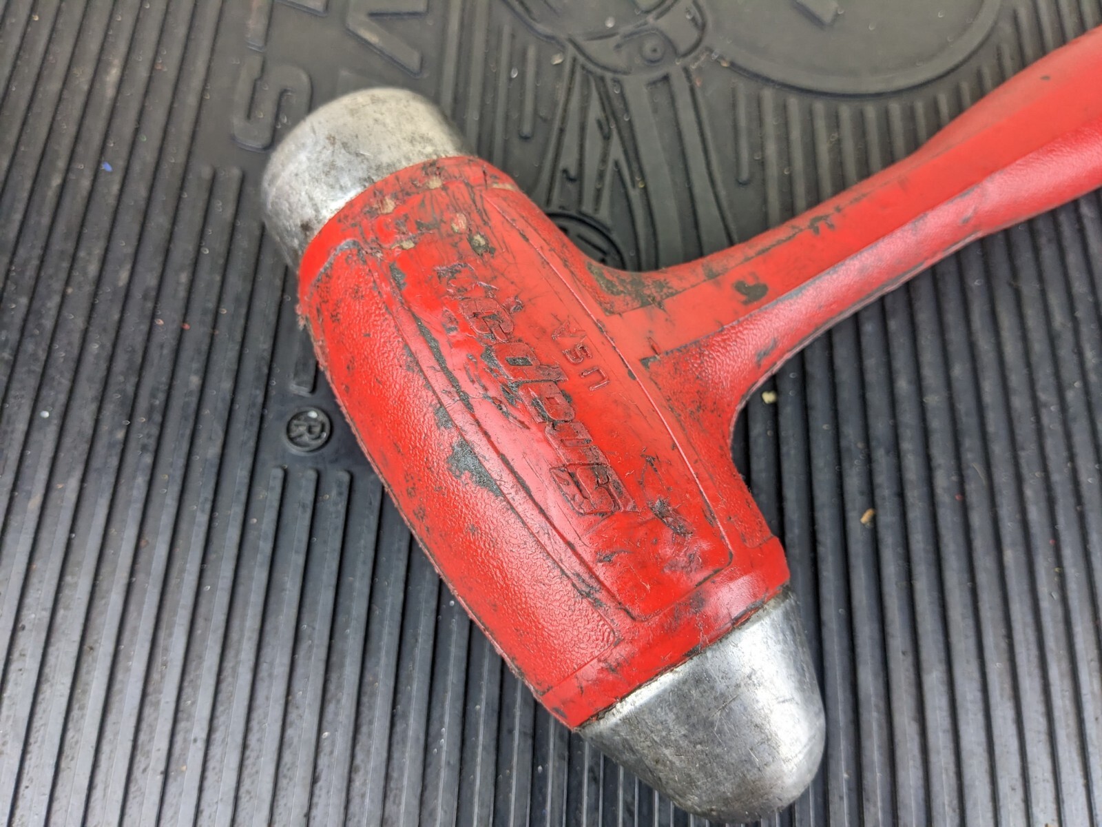 #bc022 Snap On HBBD40 RED 40 oz Ball Peen Soft Grip Dead Blow Hammer