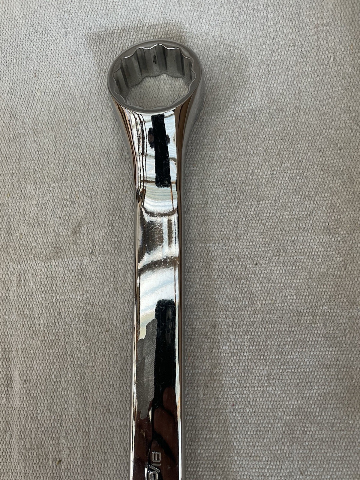 Snap On Tools XB4042A 1-1/4″ x 1-5/16″ SAE 12 Point Offset Box End Wrench USA
