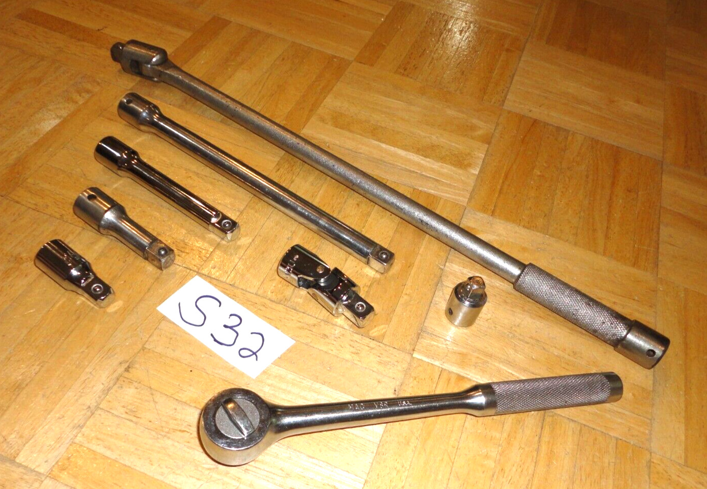 MAC TOOLS 8 PIECE 1/2 DRIVE 5 EXTENSIONS RATCHET BREAKER BAR & UNIVERSAL