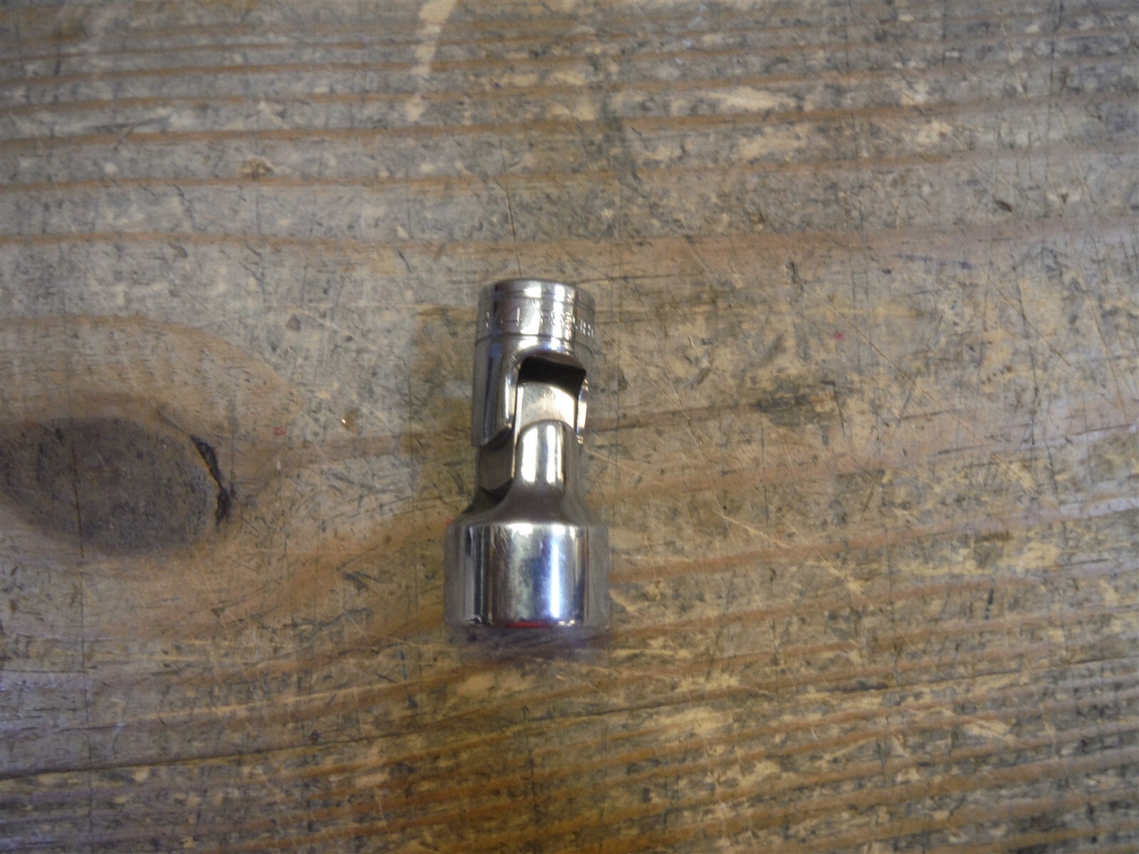 SNAP-ON FS-24-B 3/8″ drive universal socket *T02