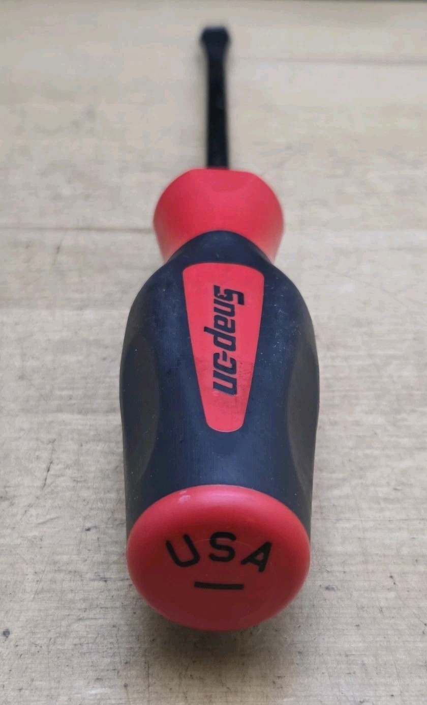 New Snap On SGD6B – 5/16″ Wide Flat Tip X 6″ Long Blade Soft Grip Screwdriver