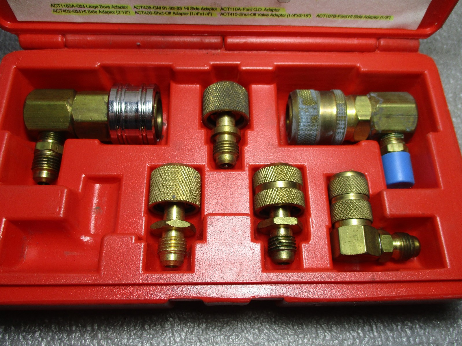 Blue-Point Air Conditioning Adapter Set ACT600A (Inside label says Snap-on)