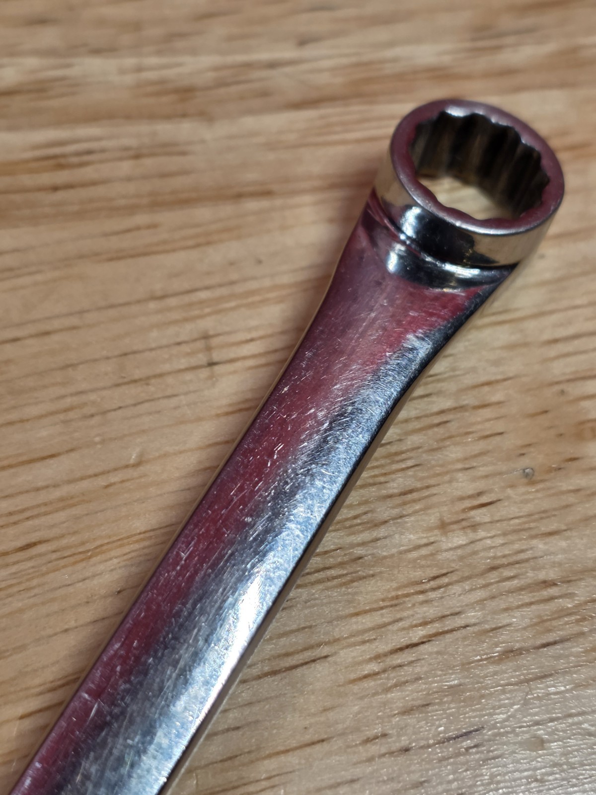 Snap-on XDH1012B 5/16″ X 3/8″ SAE 12-Point 15° Offset Box Wrench See Details