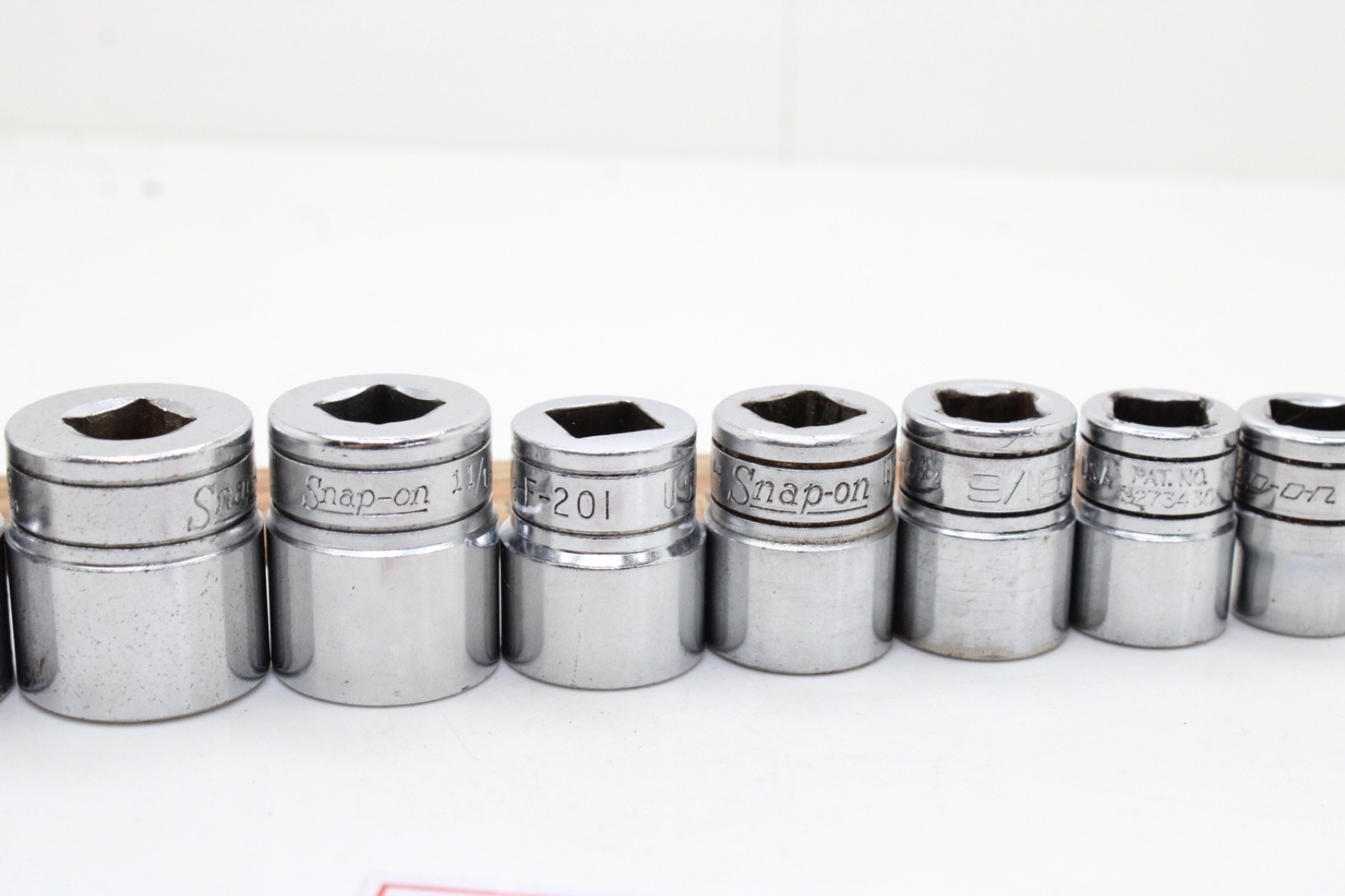 Snap-on F081 – F281 1/4-7/8″ 3/8″ Drive 12 Point 12 Piece SAE Chrome Set USA