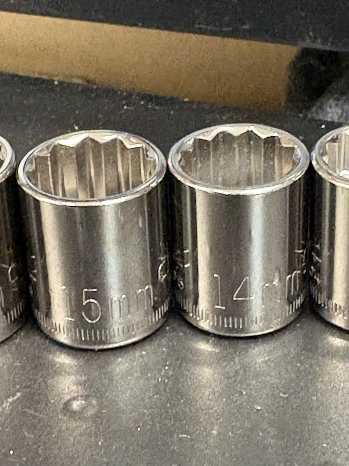NOS Craftsman Metric 9mm-19mm 11pc 3/8 Drive 12 point Socket Set Vintage USA