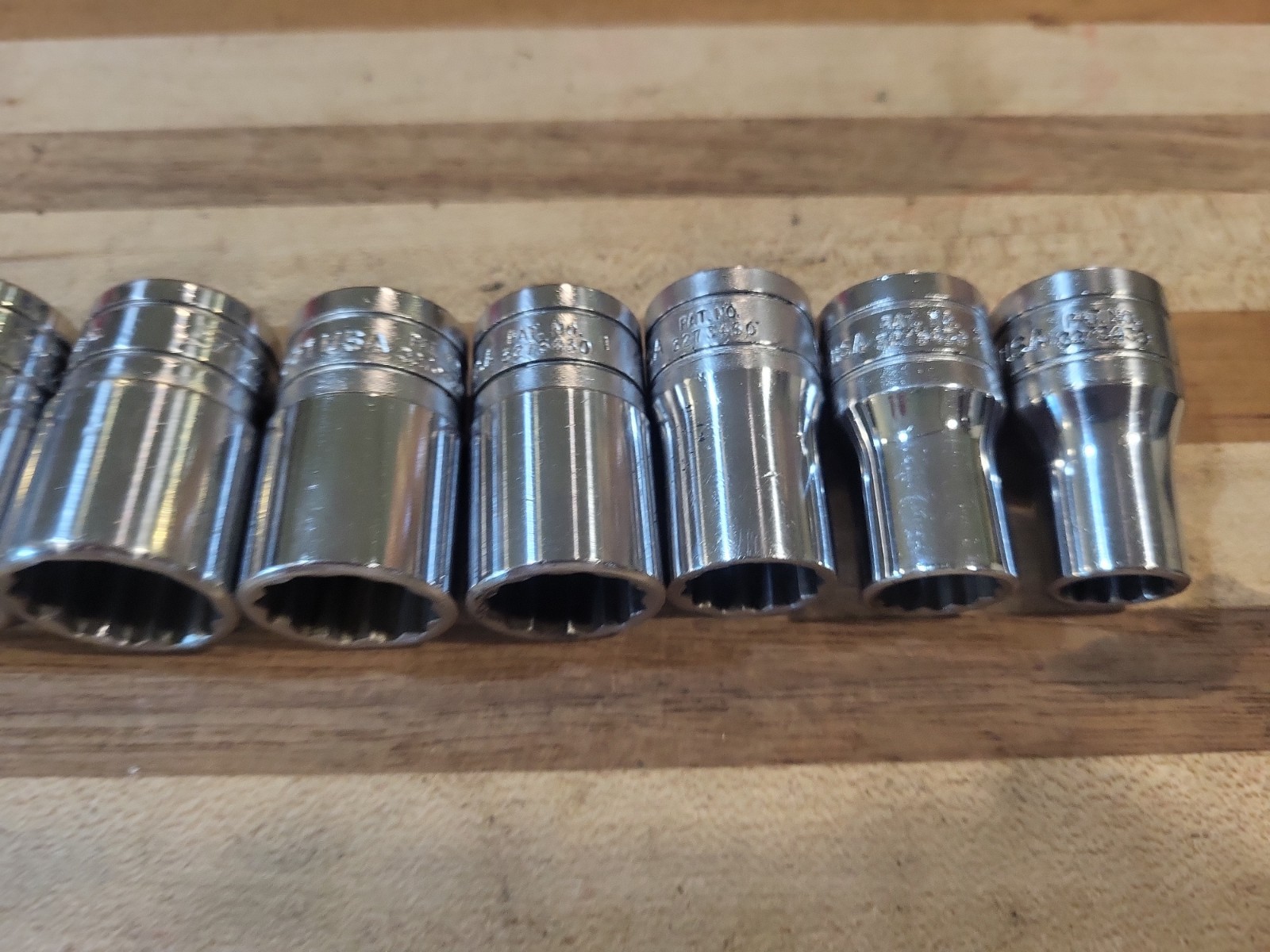 Snap On 10 Pc. 1/2″ Drive 12 Pt SAE Shallow Socket Set 7/16″-1″ SW 141-SW321