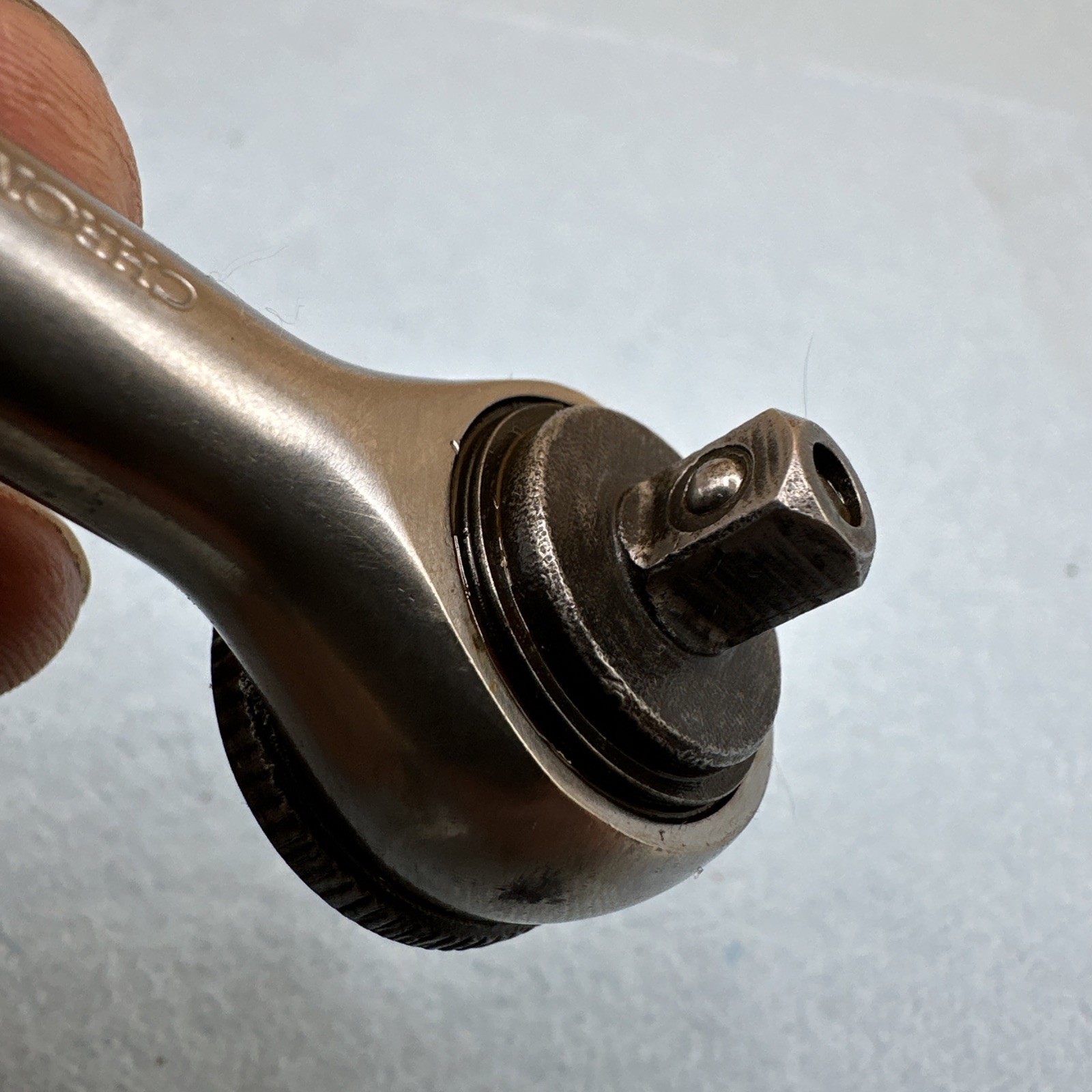 KTool International 1/4” Drive Round Head Ratchet With Quick Release 21091