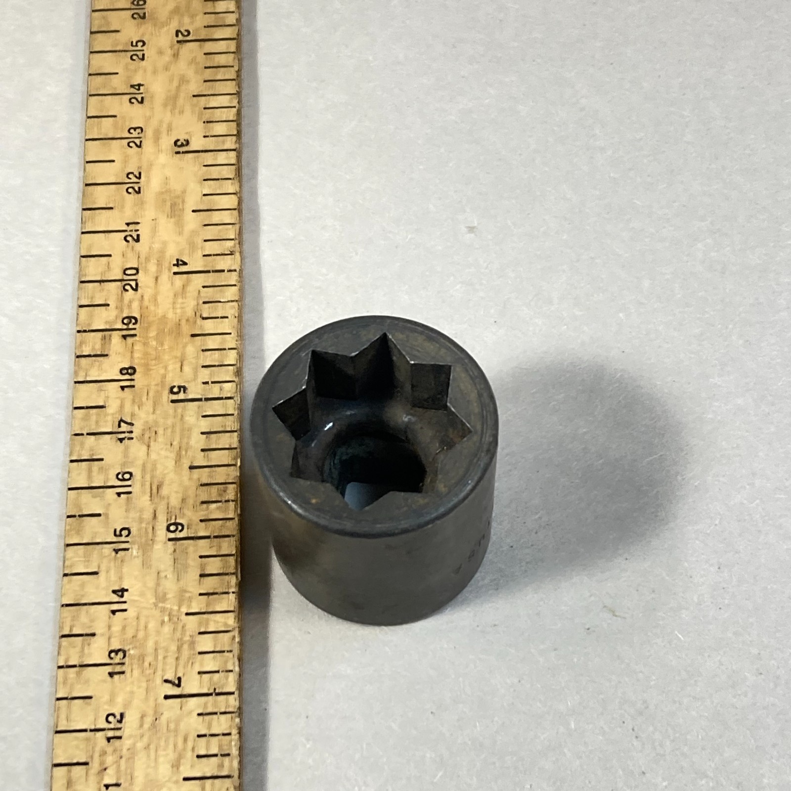 B & D Impact Socket 13/16″ Double Box 8 Point 1/2″ Drive #22781 USA