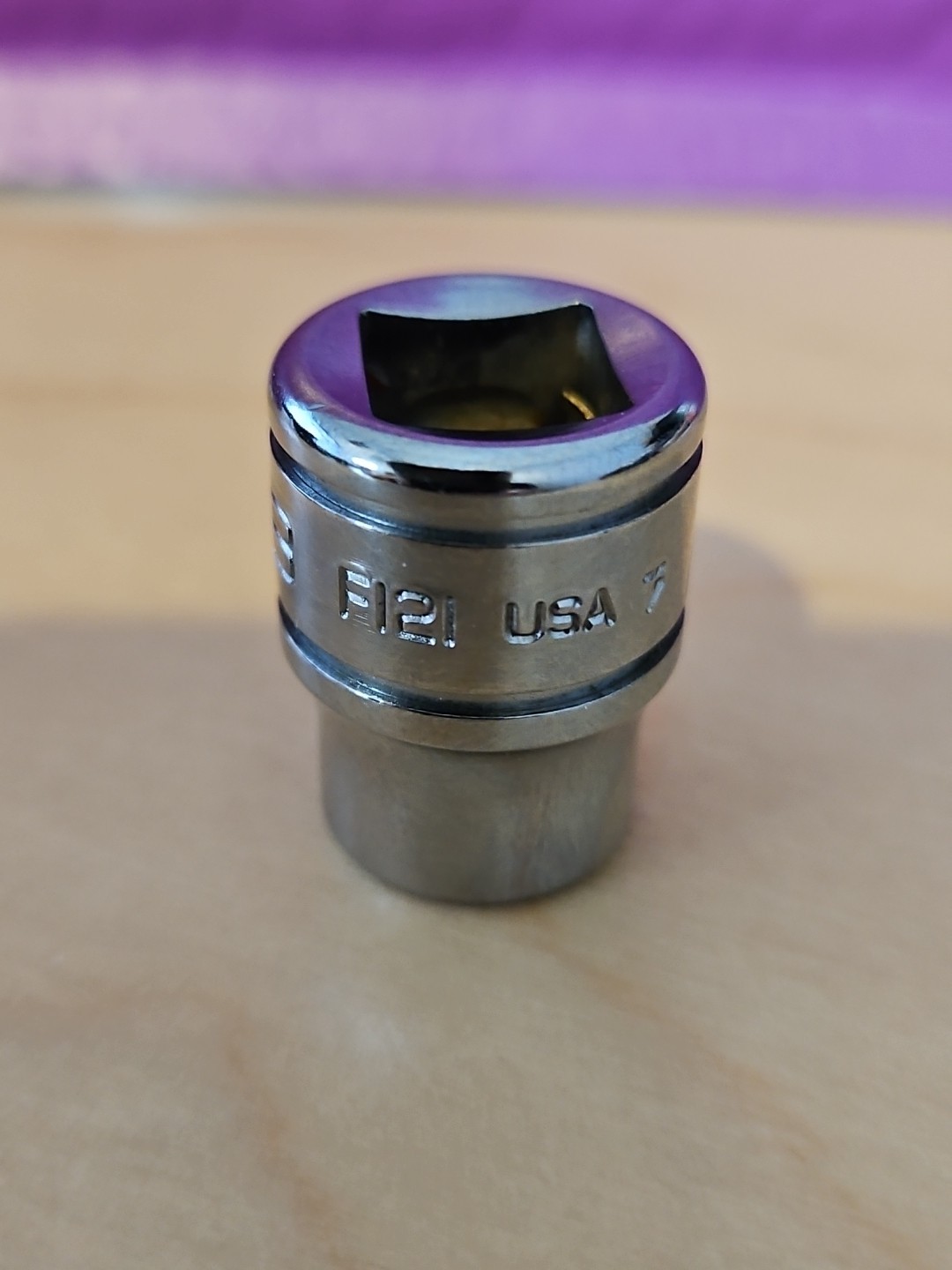 Snap-on Tools F121 3/8″ Drive 3/8″ SAE Shallow 12 Point Chrome Socket USA