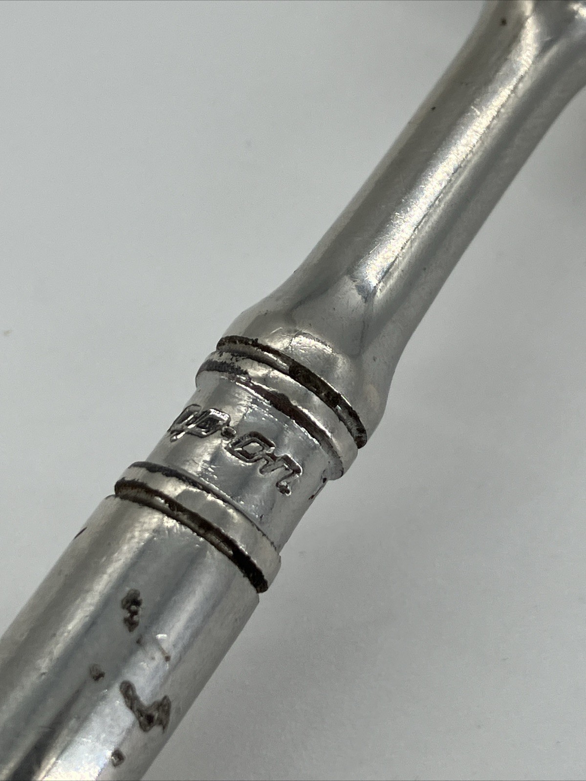 Snap-on TM830 Socket Ratchet 1/4″ Drive Stubby Short Handle 4.5″ USA [046CHB]
