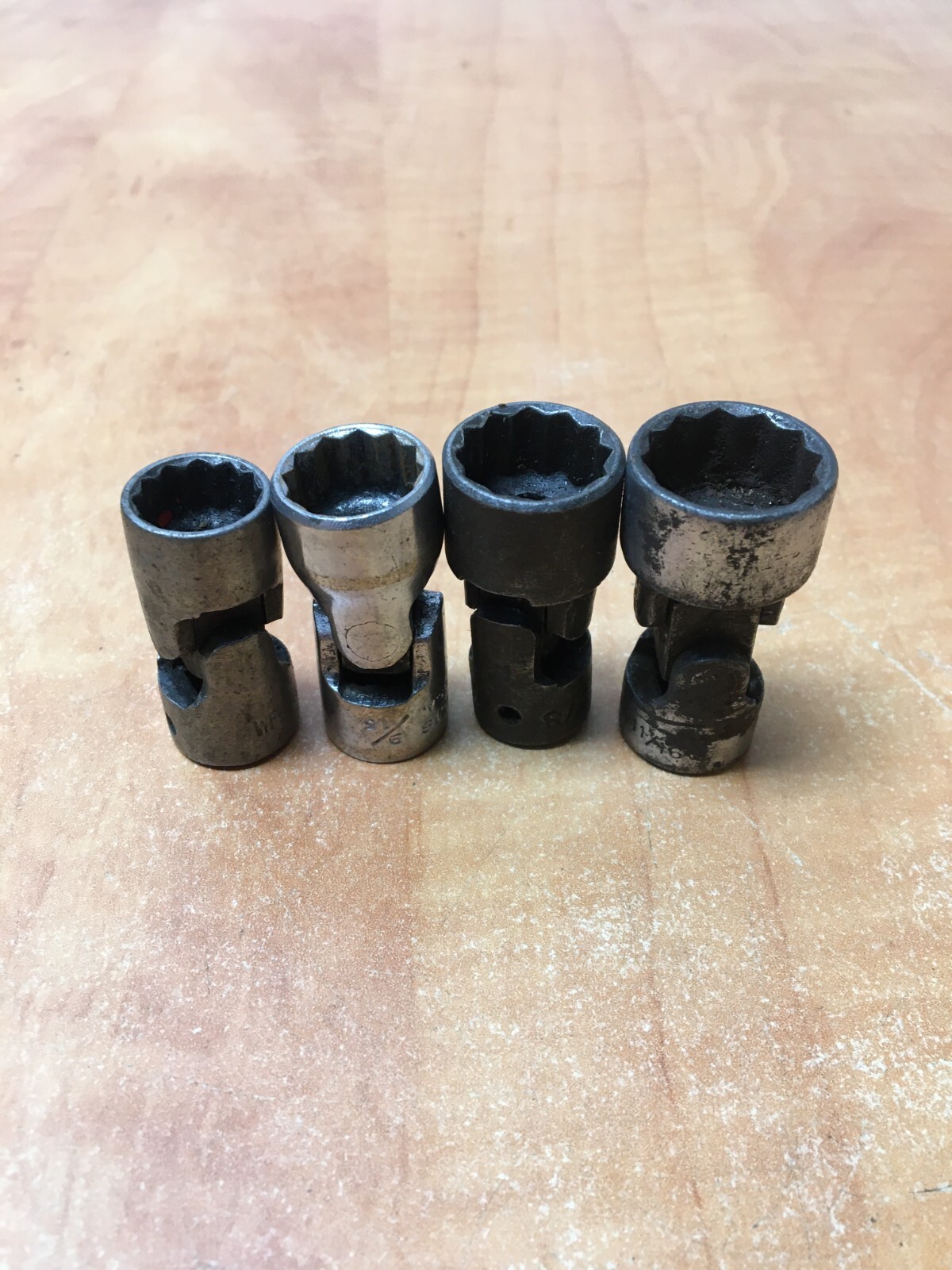 SK Wright Plomb P&C USA 4pc 3/8” Drive SAE Swivel Universal Socket 1/2″ – 11/16