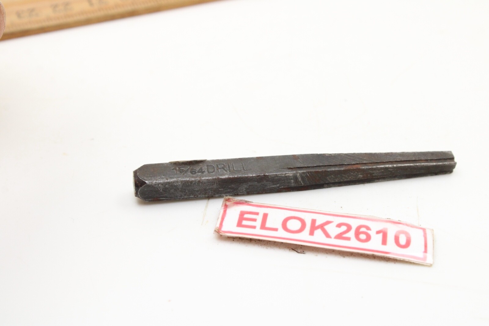 Unbranded #3 Screw And Pipe Extractor 15/64″ Drill USA