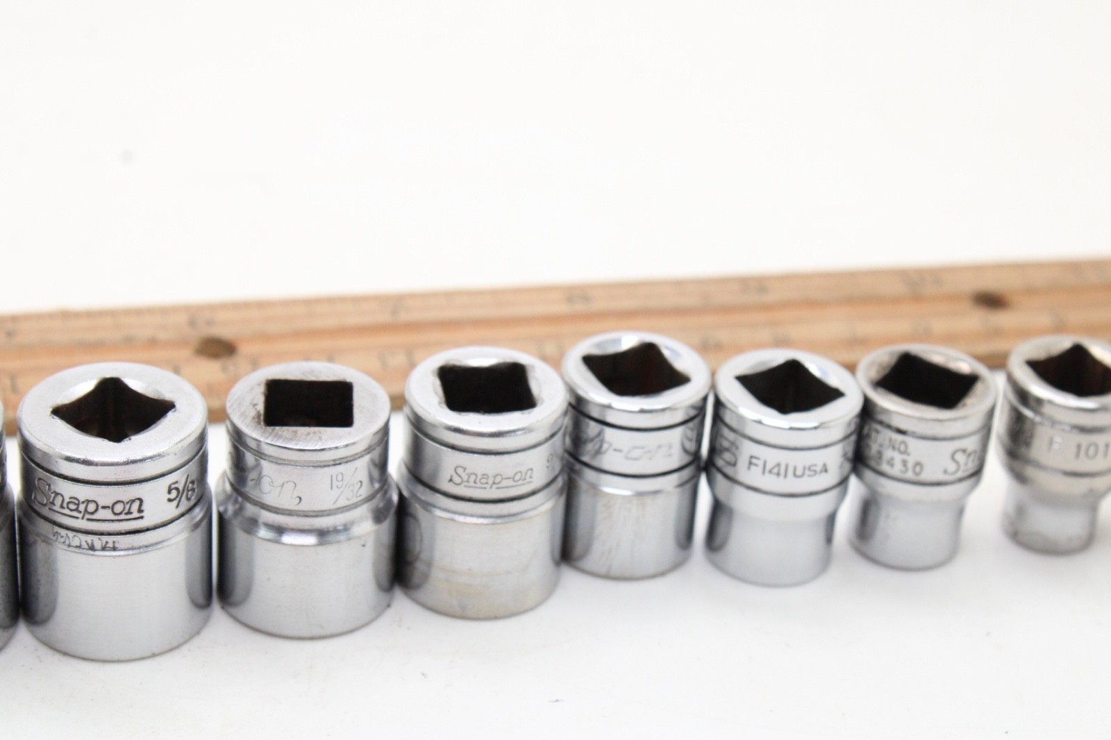 Snap-on F081 – F281 1/4-7/8″ 3/8″ Drive 12 Point 12 Piece SAE Chrome Set USA