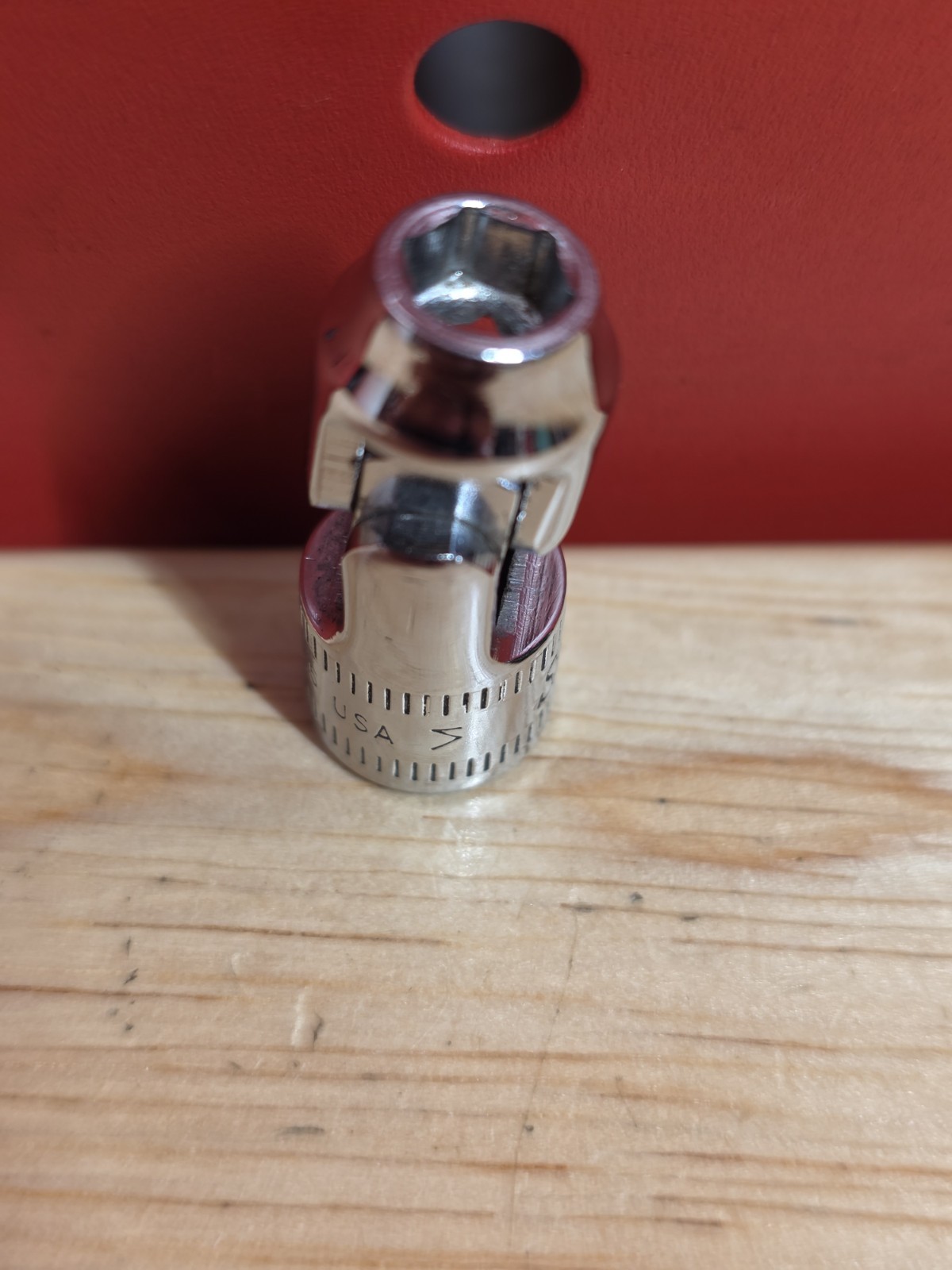 Snap-on TMUSM5.5 5.5mm 1/4″ Drive 6-Point Shallow Chrome Universal Swivel Socket