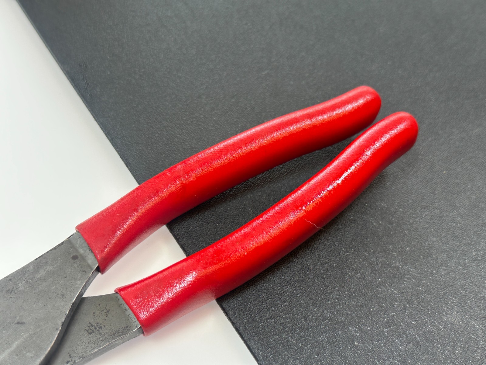 🇺🇸 Snap On Tools USA RED Comfort Grip 8″ Universal Hose Clamp Pliers, HCP48CF