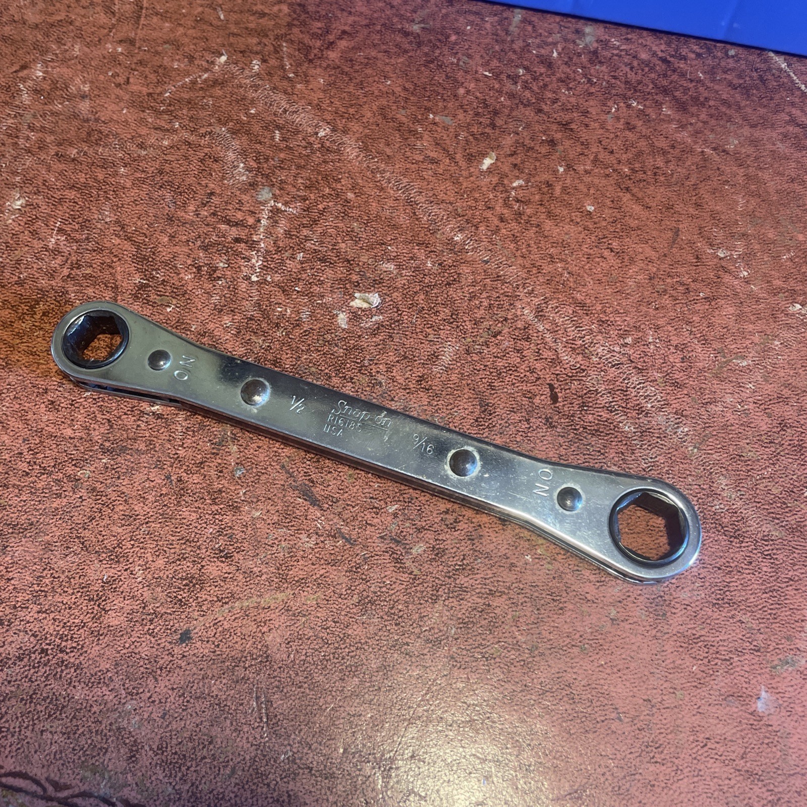 Snap On 1/2 inch x 9/16 inch Ratchet Box Spanner Wrench R1618S USA