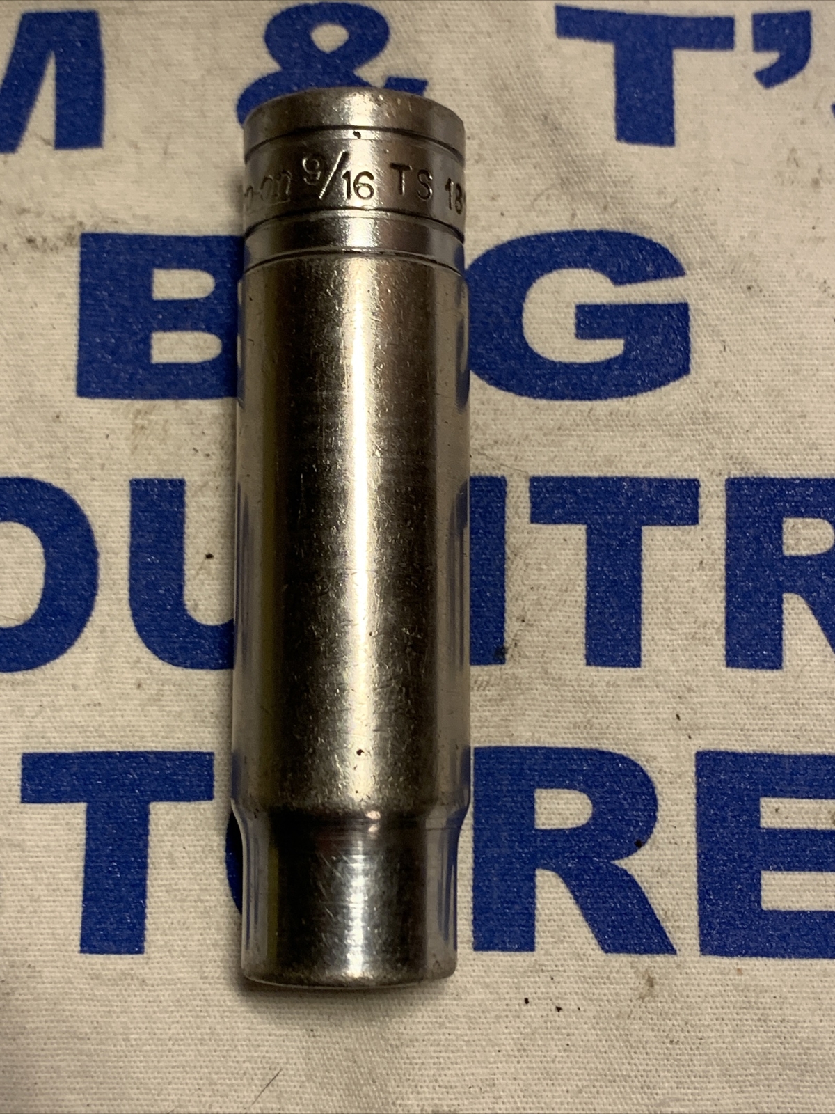 Snap-on Tools USA 1/2″ Drive 6pt 9/16″ SAE Deep Chrome Socket TS181