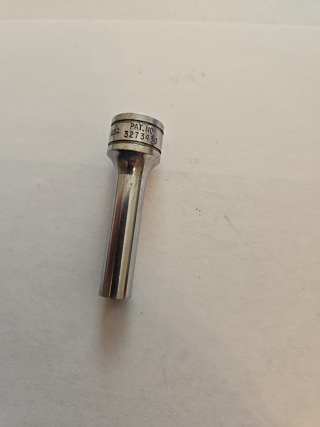 Snap On 3/8″ Drive 1/4″ 6PT Deep Chrome Socket SFS081