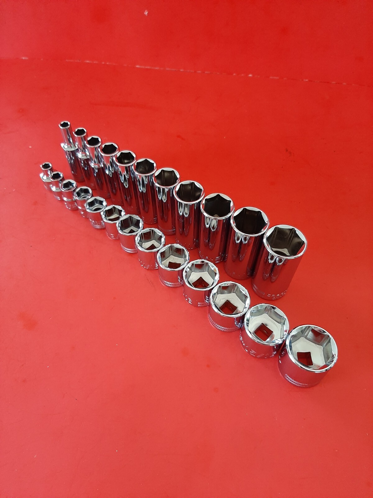 NEW CRAFTSMAN 24pc Shallow & Deep 3/8″ Drive SAE 6pt Point Socket Set