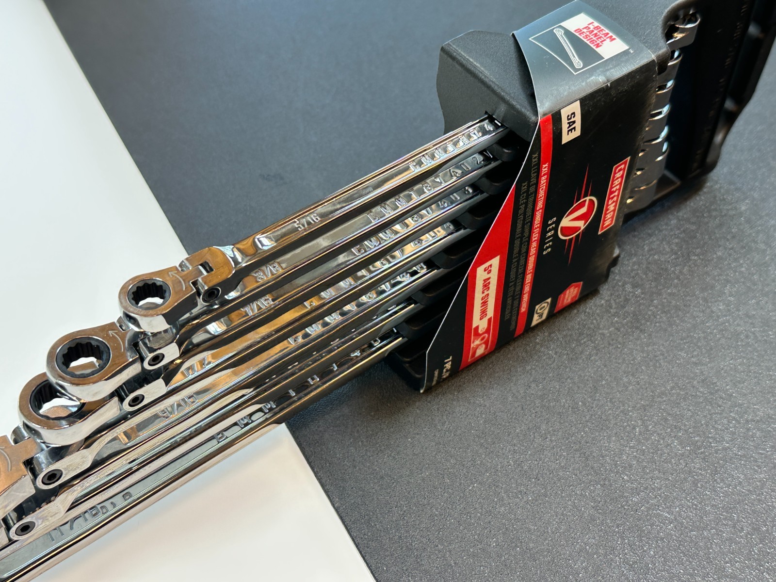 CRAFTSMAN V-Series 7pc SAE 5/16-11/16 Ratcheting Flex Head XL Box End Wrench Set