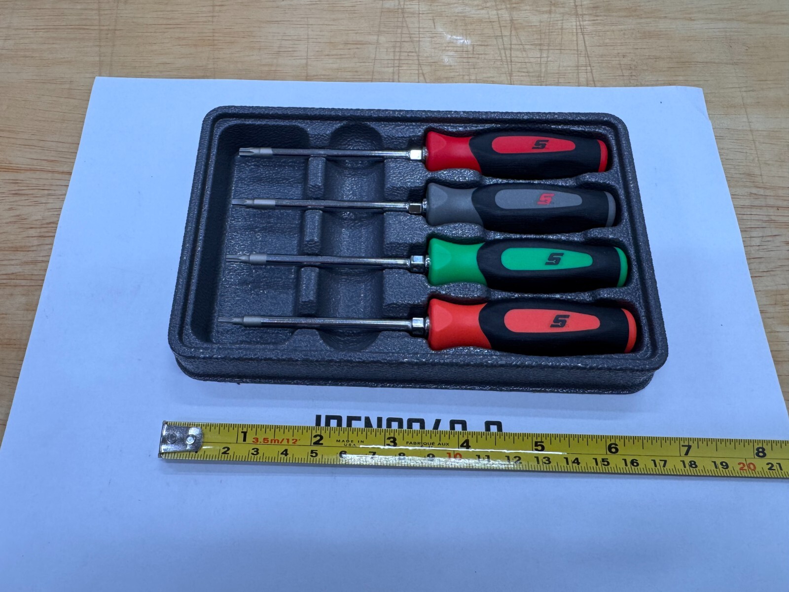 Snap-on Tools NEW MULTI-COLOR 4pc Mini Soft Grip Torx Screwdriver Set SGTX40BMC
