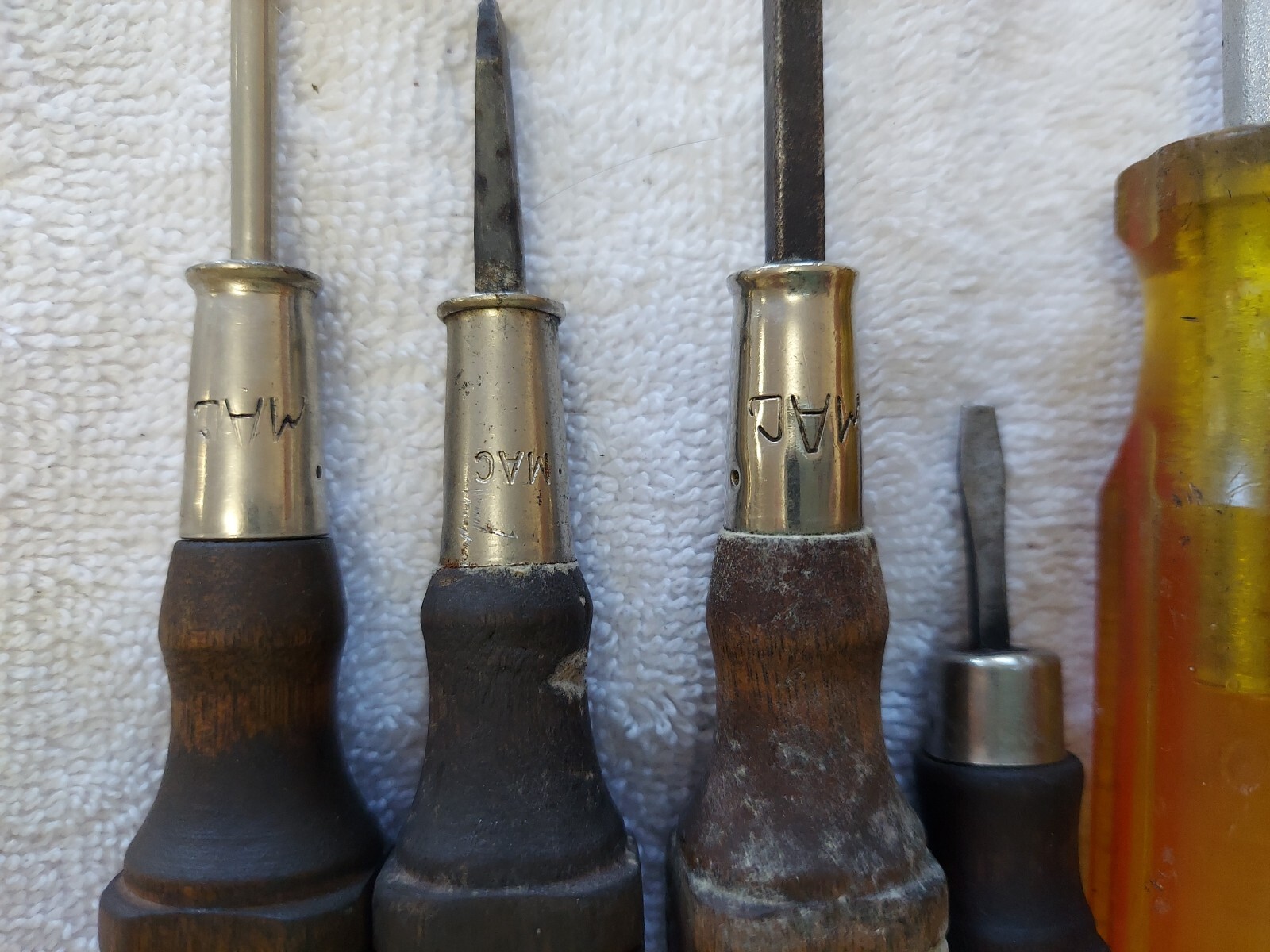 Lot of 8 Mac Tools Cornwell Vintage Screwdrivers
