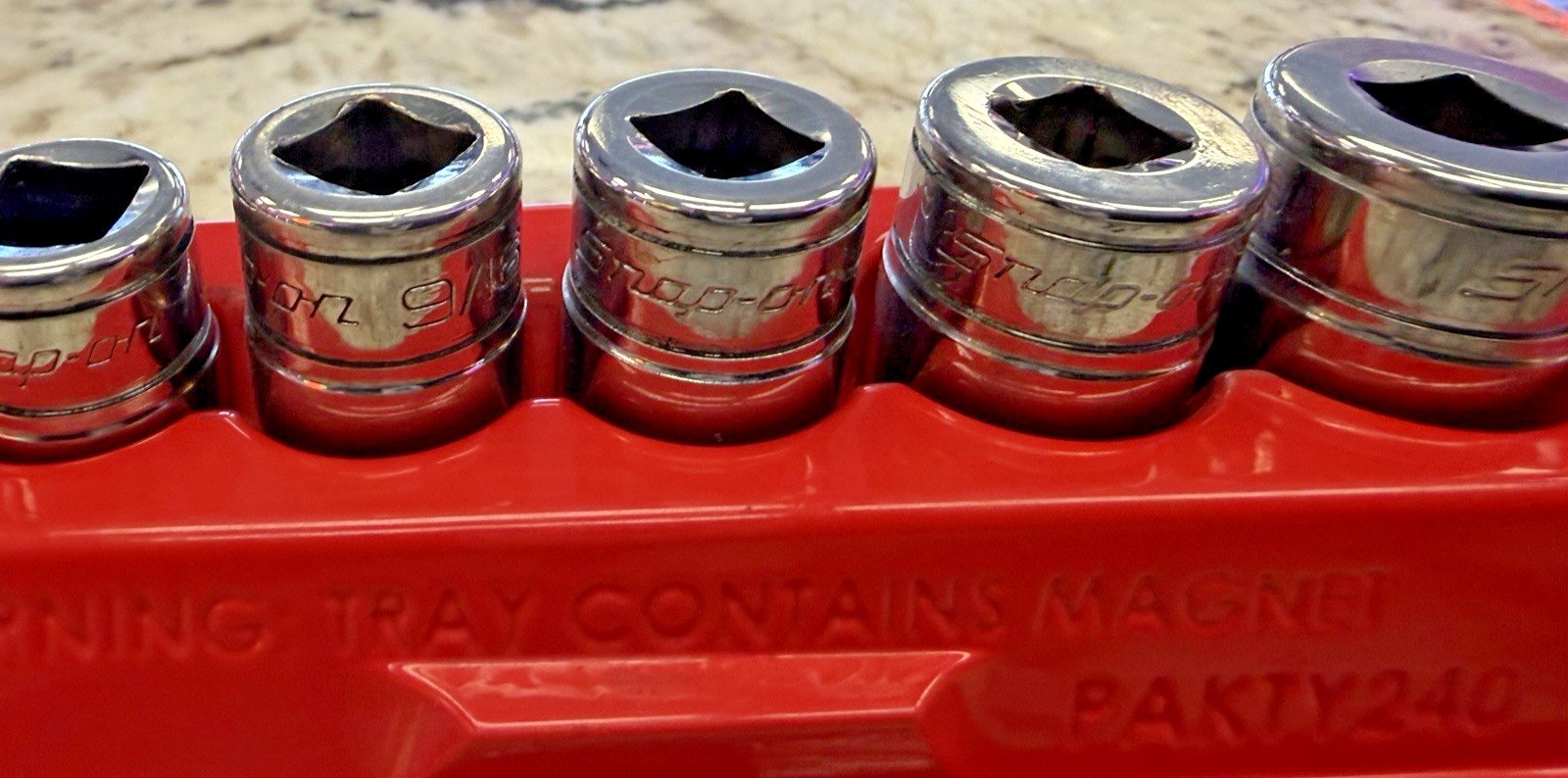 Snap-on FS081-FS281 3/8″ -1/4″- 7/8” Pakty240 11 piece Shallow Socket Set