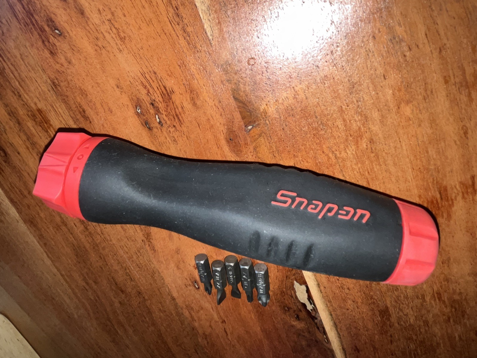 Snap-on Ratcheting Screwdriver Set with Case, Bits & Extension Bars Rare Red USA