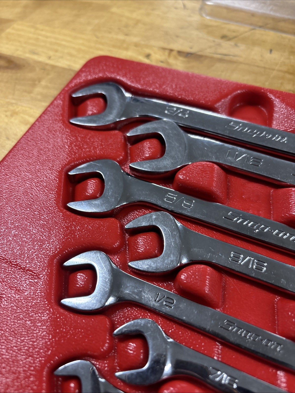 Snap On 7 Piece SAE Four-Way Angle Head Open-End Wrench Set VS807B