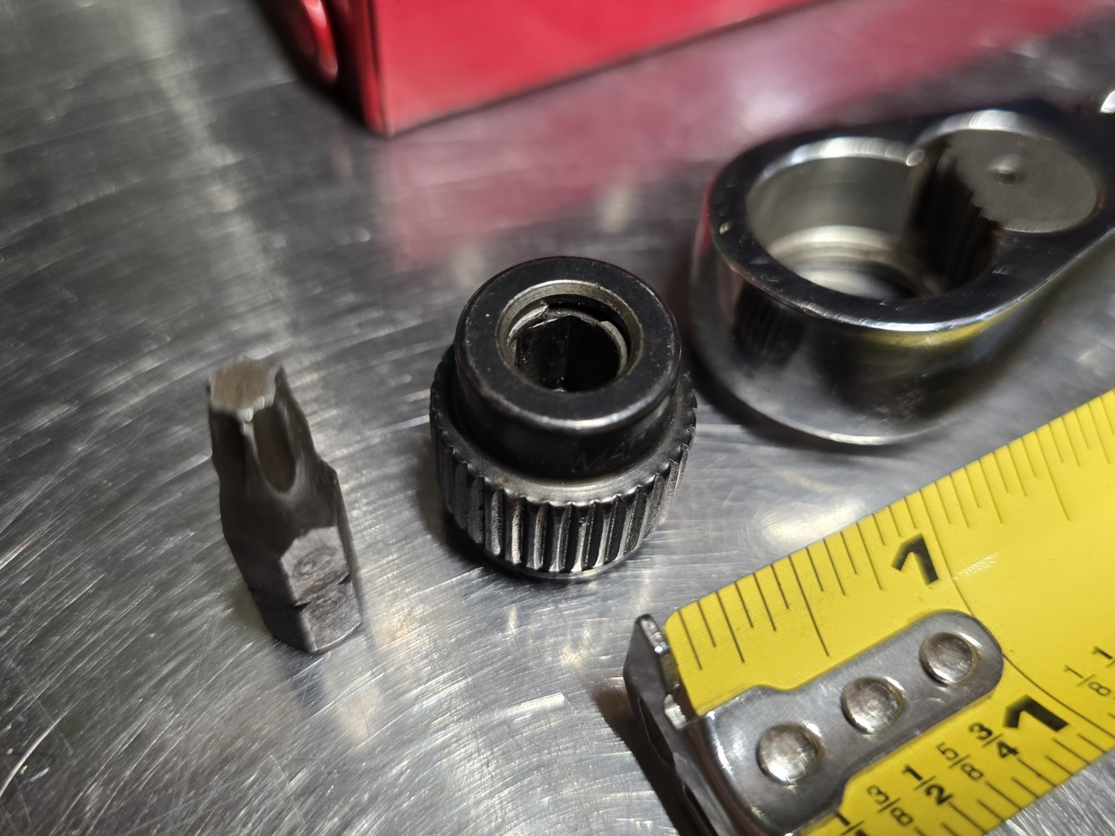 MATCO TOOLS MILTARY PASSTHTOUGH RATCHET AND SOCKET SET SAE. BIT DRIVER INCLUDED