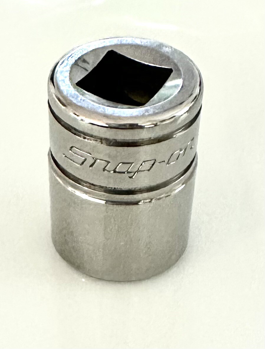 New 5/8″ socket 3/8″ drive SNAP-ON F201 Made In The USA